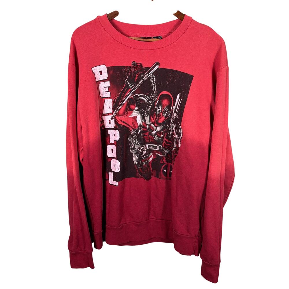 Marvel Men's Size Large‎ Red Deadpool Graphic Superhero Long Sleeve Sweatshirt